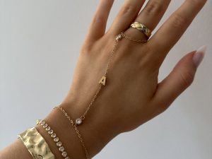 Custom/Personalized Letter Hand Chain